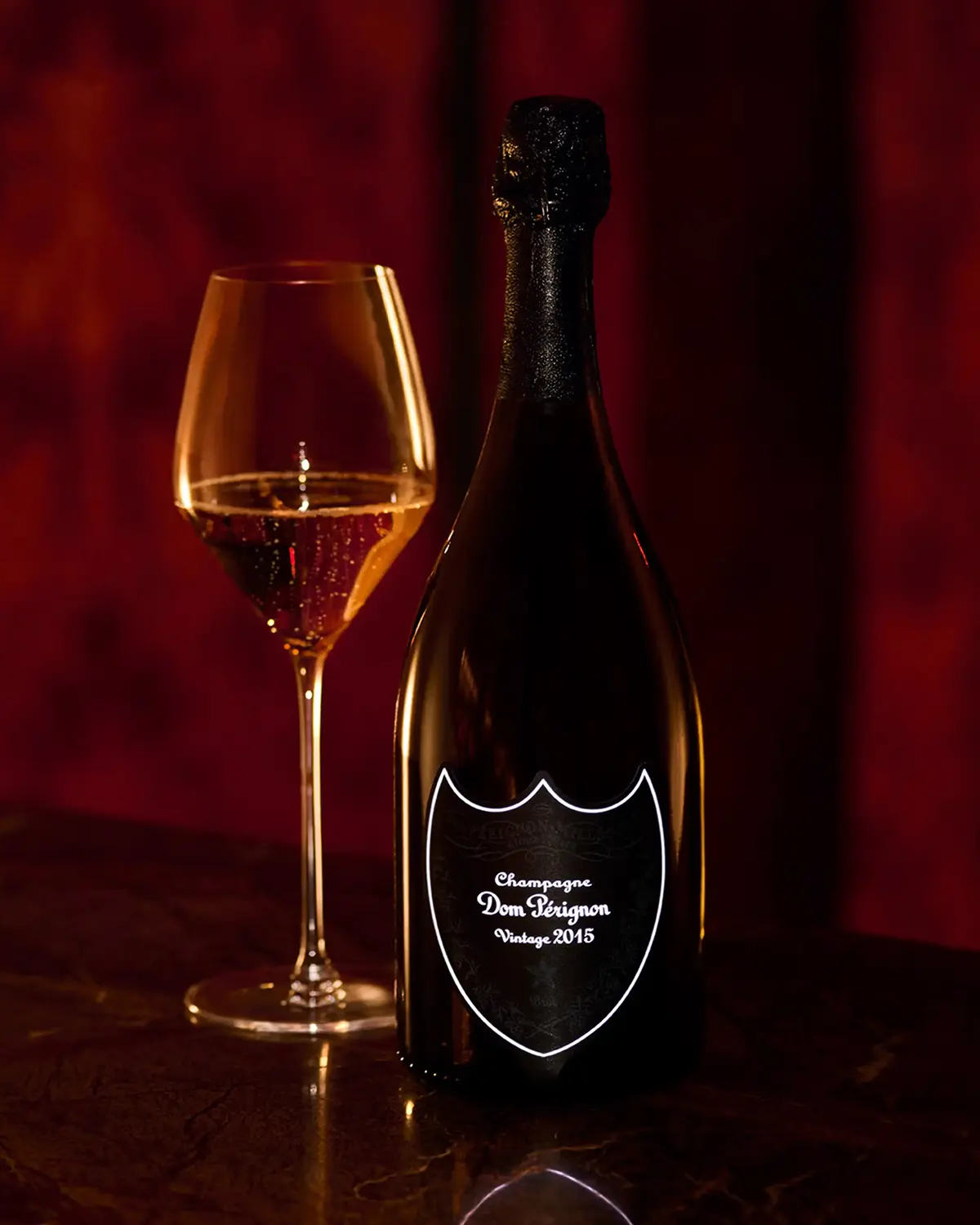 Champagne Dom Pérignon Luminous Brut Vintage 2015 750ml - Imagem 2
